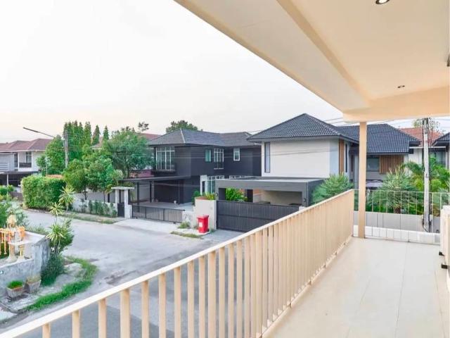 ขายบ้านสร้างใหม่ Contemporary Modern Style ตกแต่งครบ ในหมุ่บ้านพราว บาย ขวัญเวียง หางดง เชียงใหม่ H511 T.0946511