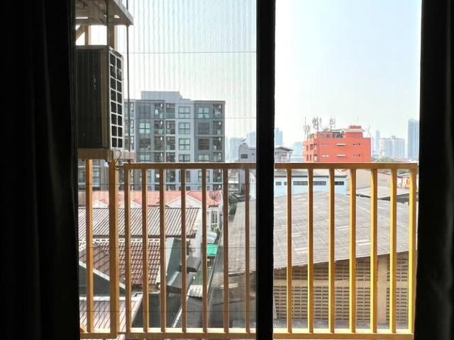 ขายด่วน ห้องสวย แถมฟรี!เฟอร์ครบ The Base Sukhumvit 50 เดอะ เบส สุขุมวิท 50 ใกล้ BTS อ่อนนุช