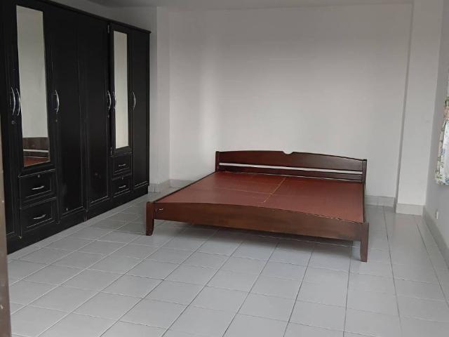 ขายด่วน Thippharoek Condominium ห้องหัวมุม เดินทางสะดวก ใกล้ สถานีรถไฟฟ้า บางบำหรุ