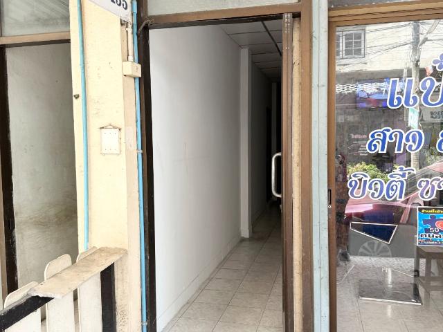 ขายหอพัก ตึก 4 ชั้น 2 คูหา พุทธมณฑลสาย 5 หมู่บ้านกลาโหม ใกล้ตลาดเสรี พร้อมรายได้ทันที รีโนเวทใหม่ ติดถนนพุทธมณฑลสาย 5 ตรงข้ามตลาดเสรี