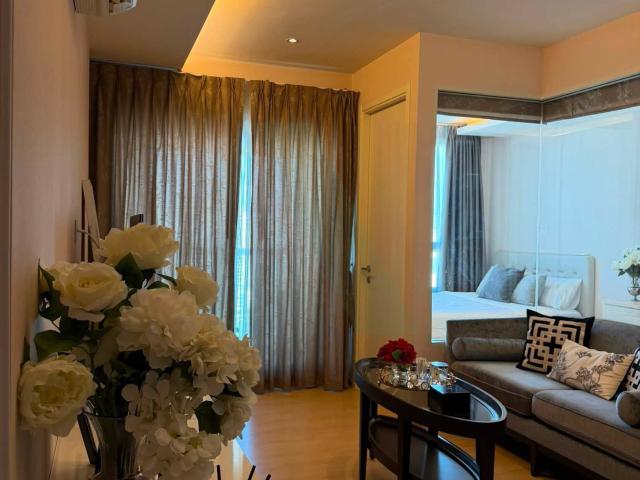 ขายคอนโด เอช สุขุมวิท 43 อาคาร 1 ชั้น 27 1 ห้องนอน ขนาด 43 ตรม ใกล้ เอ็มควอเทียร์