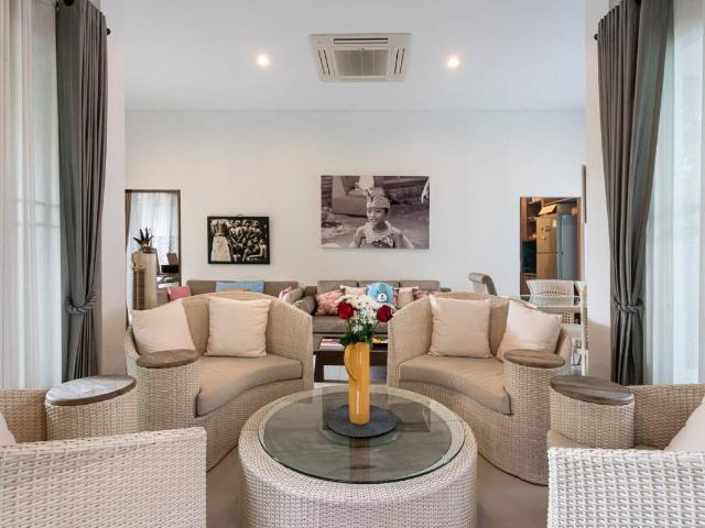 ขาย คอนโดมิเนียม สุดหรู Luxurious เป็นโครงการที่ดี ที่พัก สุดสมบูรณ์ แบบหนึ่งเดียวในเชียงใหม่ ที่ไม่เหมือนใคร ลักษณะที่พักคล้ายคลึงกับบ้านเป็นหลัง ต