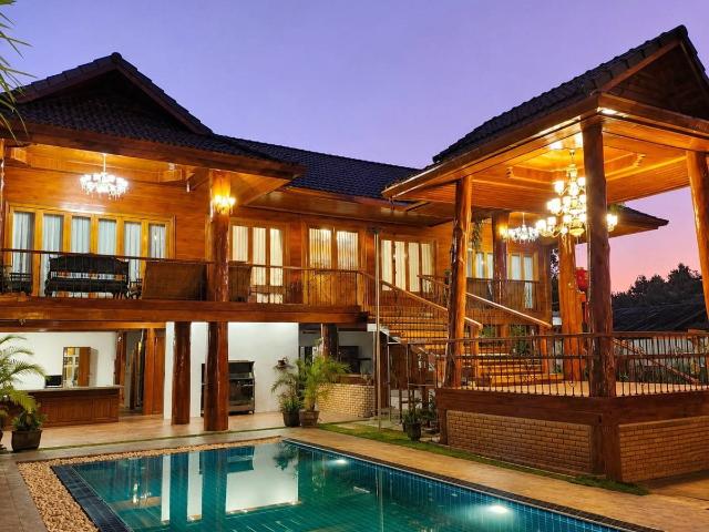 ขาย Pool villa 2 ชั้น บ้านพร้อมสระว่ายน้ำในตัว บ้านรั่วรอบขอบชิดบรรยากาศดี ใกล้โรงเรียนนานาชาติหลายแห่ง ราคาเพียง 49 ล้านบาท #CSRP101286