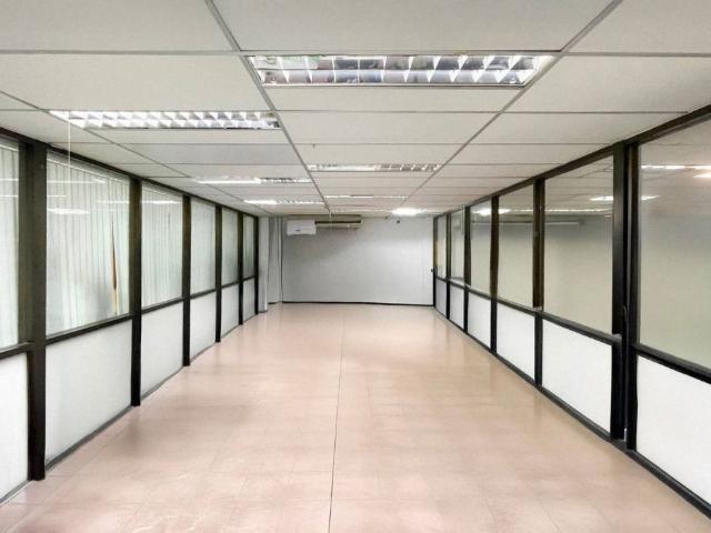 ขายโรงงานและสำนักงาน ใกล้ สนามบินสุวรรณภูมิ พร้อมใช้งาน ทำเลศักยภาพโซนโลจิสติกส์