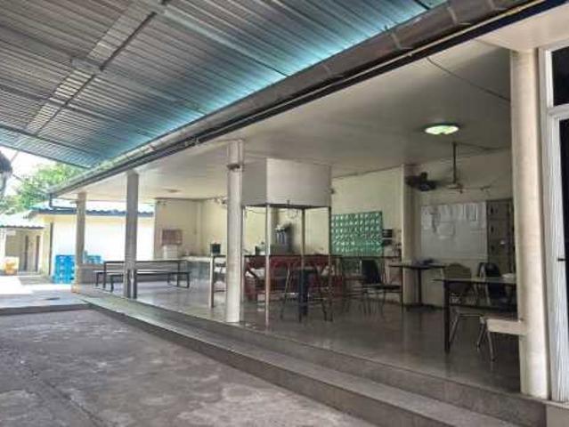 ขายโรงงานผลิตเฟอร์นิเจอร์ พร้อมใบอนุญาต รง.4 บนที่ดินขนาด 16 ไร่ อ.บ้านโพธิ์ จ.ฉะเชิงเทรา