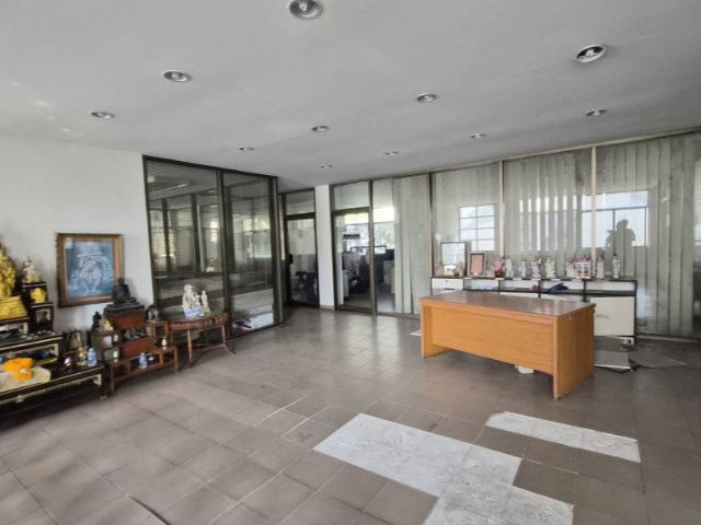 ขายโรงงานพร้อมใบ รง.4 ทำเลทอง เลียบด่วนรามอินทรา ลาดพร้าว 87