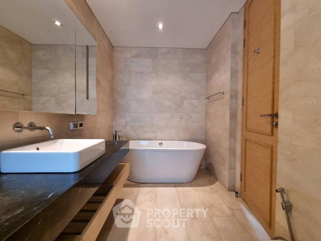 ขนาด 101 ตร.ม. คอนโด 2 ห้องนอน Saladaeng Residences ใกล้ MRT สีลม ID 659427