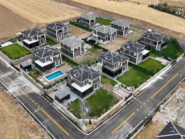 K.kazan Gyo'dan Ultra Lüks Villa 4+1 Kış Bahçeli