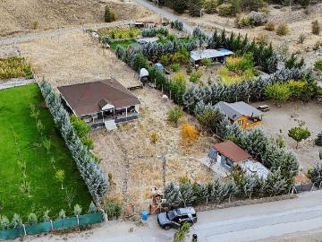 K.kazan Gyo'dan Kayı Mah. 1000 M2 Üzerine Kurulu 3+1 Villa