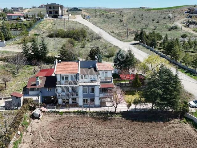 K.kazan Gyo'dan Satılık 9+1 3katlı Villa 1470m2