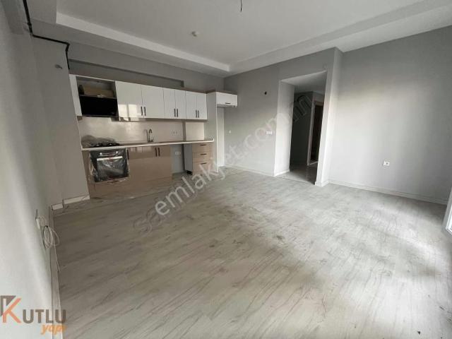Kılıç Goldda Havuzlu Ve Otoparklı Satılık 2+1 Daire