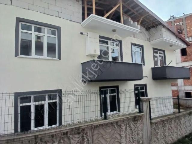 Kılıç Grup 2 Daire Ve Özel Bahçesi,248 M2 Arsa Üzerinde Bina