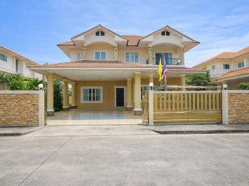 ใกล้ม.ขอนแก่น 2.9 กม. บ้านเดี่ยว 4 นอน 3 น้ำ สนามบิน ถ.มิตรภาพ 108 ตร.ว.300 ตร.ม.ตลาดศิลามหานคร 450 ม. ต.ศิลา หรูหรา ตกแต่งครบ
