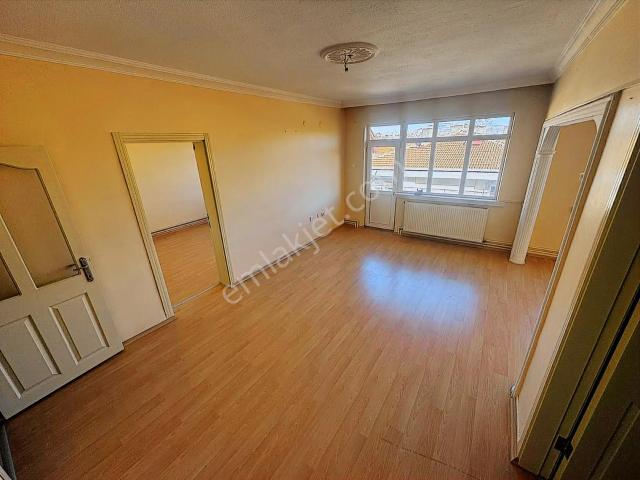 Kılıçsoy'dan Metoroloji Metro 500 M Basın Cad. Kiralık