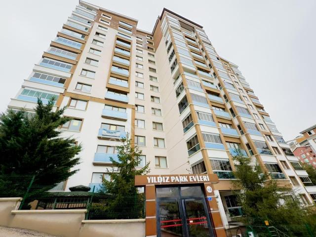 Kılıçsoy'dan Estergon Cad. Yıldız Park Evleri Sitede 2+1 Kiralık