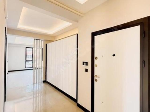 Kışla Mh 3+1 140 M2 Ebeveyn Banyolu Yerden Isıtmalı Lüx Daire