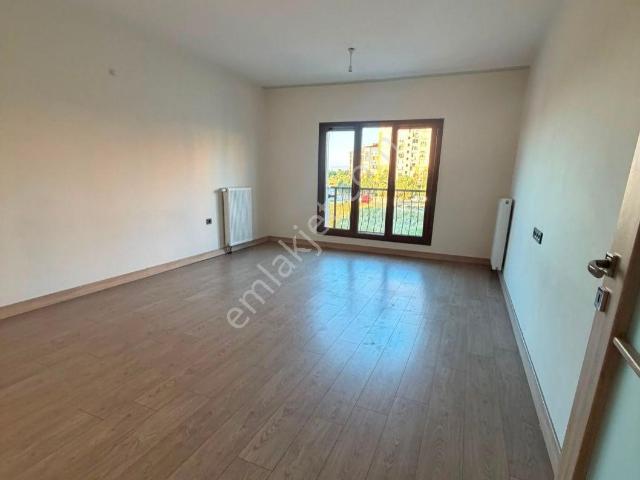 Kıran Toki'de Ayrı Mutfak Kiralık 2+1 Daire