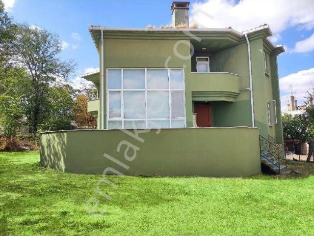 Kırcasalihte Özenle Yapılmış 6+2 Satılık Villa Vira Gayrimenkul