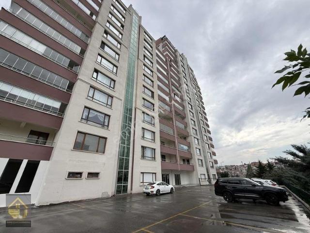 Kırkkonaklar Parlamenterler Sitesi Kiralık 4+1