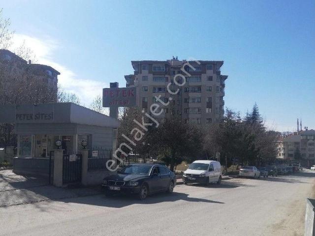 Kırkkonaklar Petek Sıtesı Geniş 3 +1 Manzaralı Güvenlikli