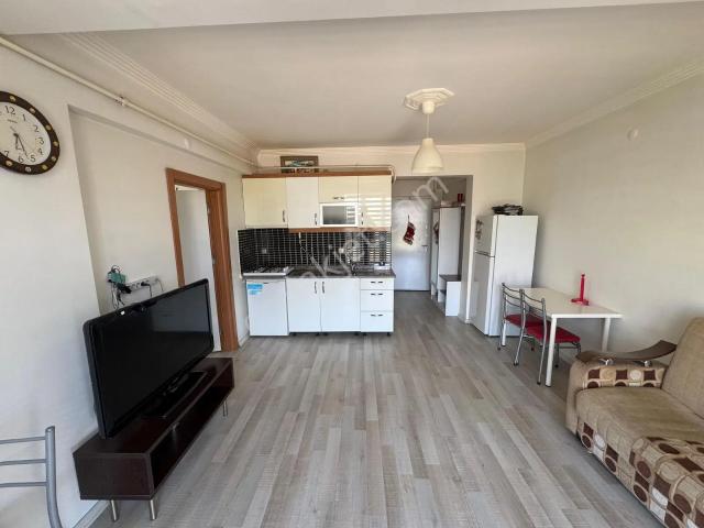 Kırklareli Merkez Mini Mall Avm Arkası Kiralık Eşyalı 1+1 Daire