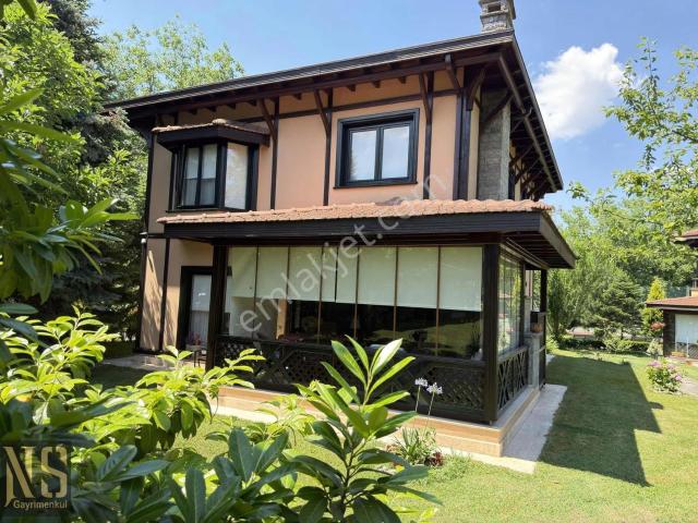 Kırkpınar Bağdat Cd. Elit Sitede 3+1 Müstakil Villa