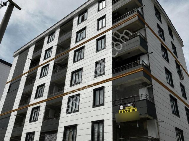 Kırmızı Gayrimenkulden Satılık 1+1 Full Eşyalı