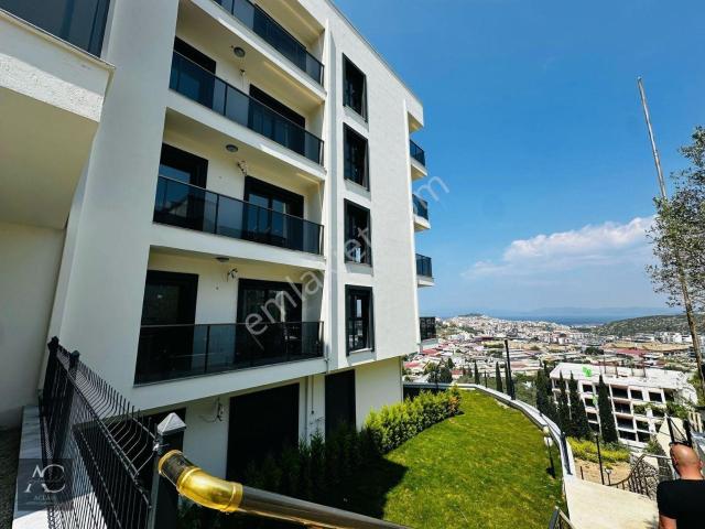 Kısmı Denız Manzaralı güvenlık otopark havuz yerden Isıtma ultra Lüx fırsat 1+1 Daire