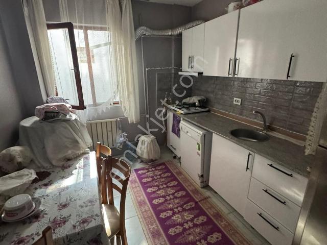 Kısmi Deniz Manzaralı 90m2 3+1 Daire