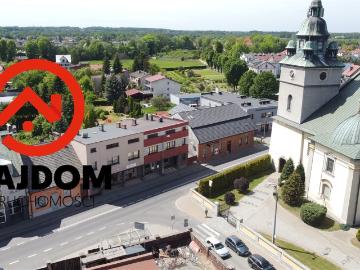 Kęty, Dom z lokalami i mieszkaniem, 250 m2