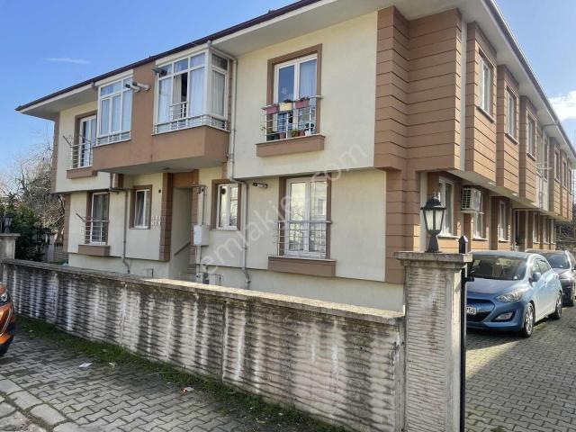 K Terminale Giderken 2 Katlının 1 Katı Çarşıya Yürüme Mesafe