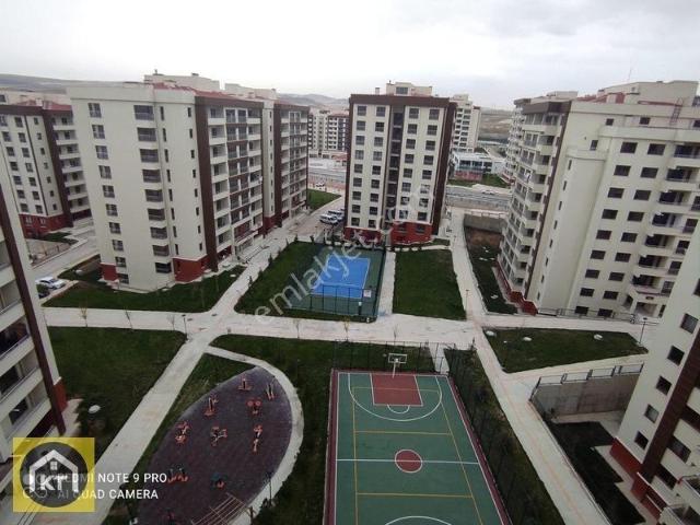 K.topçu'dan Toki'de 3+1 123m2 6.kat Kiralık Daire