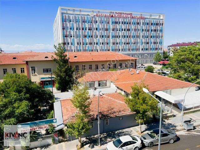 Kıvanç Gayrimenkul'den Kiralık Sıfır 2+1 Lüks Daire