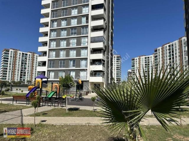 Kıyıboyu Civarı Güvenlikli 4+1 Site İçerisinde Kiralık Daire