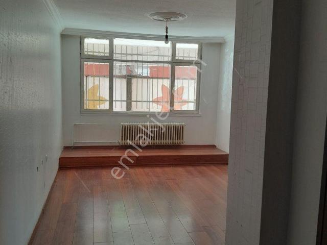 Kızılay Ataç 2 Sokak'ta Kiralık Tek Oda