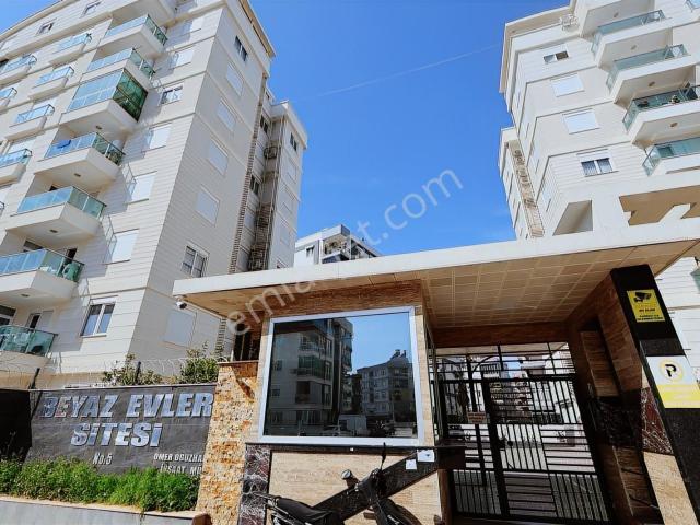 Kızılarık'ta Havuzlu, Kapalı Otoparklı 2+1 Daire