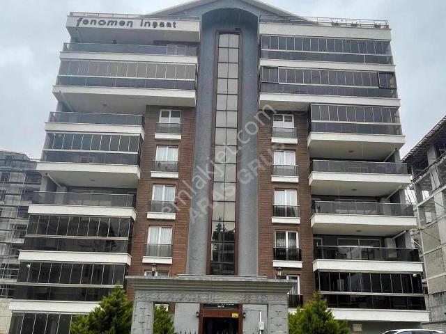 Kızılcıklı'da Tek Bloklu Site İçi Kiralık Arakat 3+1 Daire