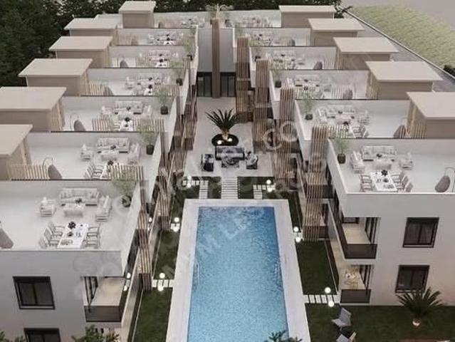 Kızılkeçili'de Site İçinde Satılık Havuzlu Villa