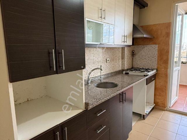 Kızılpınar Namık Kemal'de Kiralık Cam Balkonlu 3+1