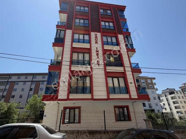 Kızılpınar Atatürk Mahallesi'nde Sıfır 2+1 Ara Kat Kiralık Daire