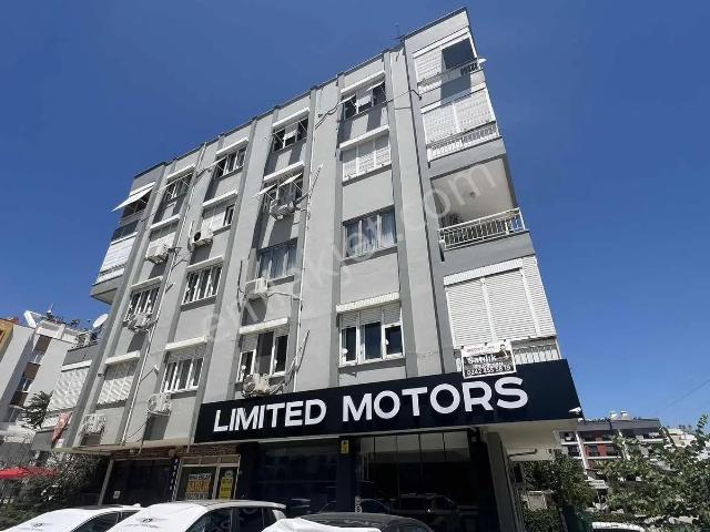 Kızıltoprak Aspendos Bulvarı Üzeri Satılık 3+1 Kelepir Daire