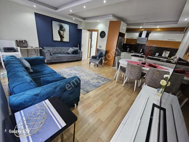 Kızıltoprak Mah.antasya Park Sitesinde Satılık 1+1 Daire