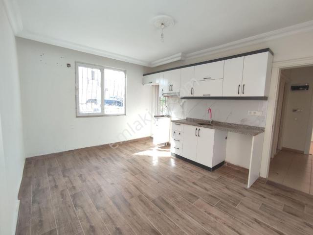 Kızıltoprak'ta Açık Mutfak 2+1 Kiralık Daire