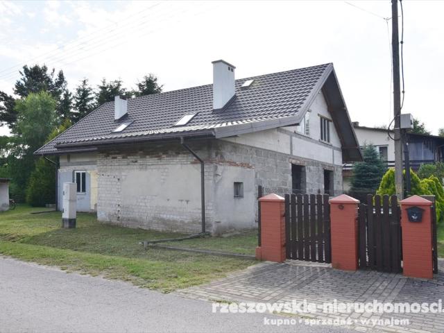 Do sprzedania dom wolnostojący 163 m² z możliwością własnej aranżacji