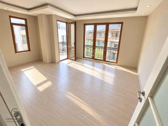 Kağıthane Talatpaşa'da Asansörlü Kiralık 2+1 Daire