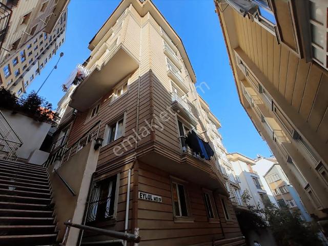 Kağıthane Telsizler Mh Galataderesi Cd Kiralık 2+1 Dubleks Daire