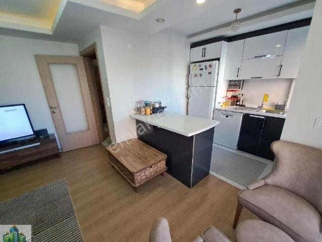 Kağıthane Yahyakemal De Satılık 2+1 Katmülkiyetli Lüxs Daire