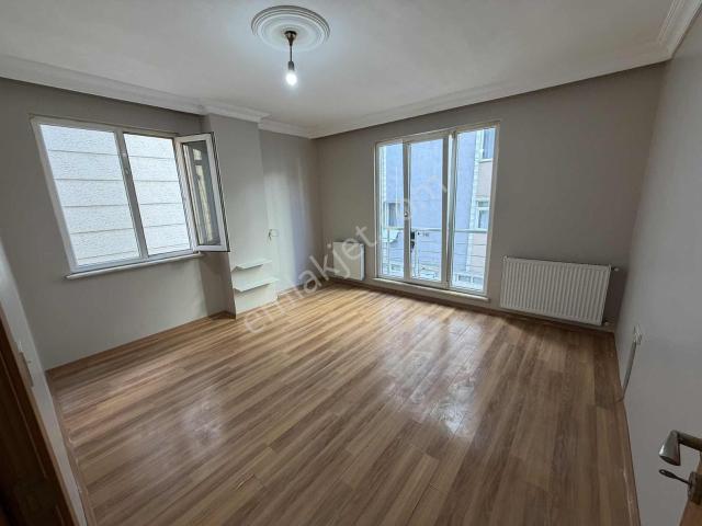 Kağıthane Çağlayan Mah Oturmaya Hazır 1+1 Yeni Bina