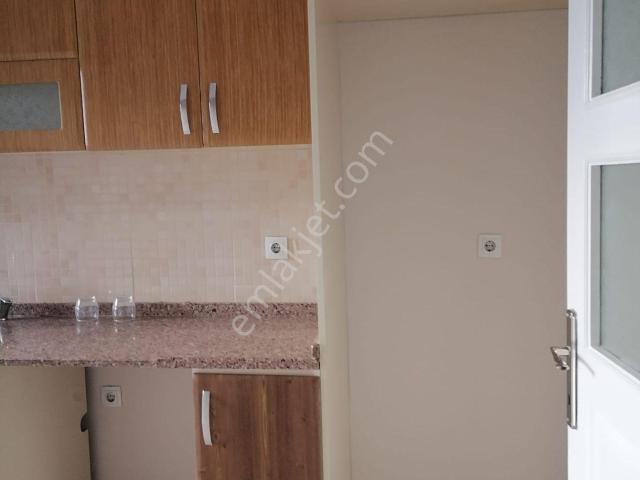 Kağıthane Çağlayan Fırın Sokak Kiralık 2+1 Daire