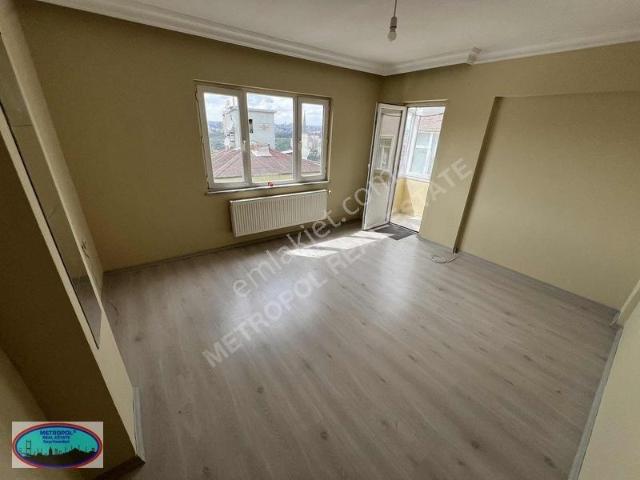 Kağıthane Gürsel Mah. Kiralık 2+1 Daire metrobüse 5 Dk